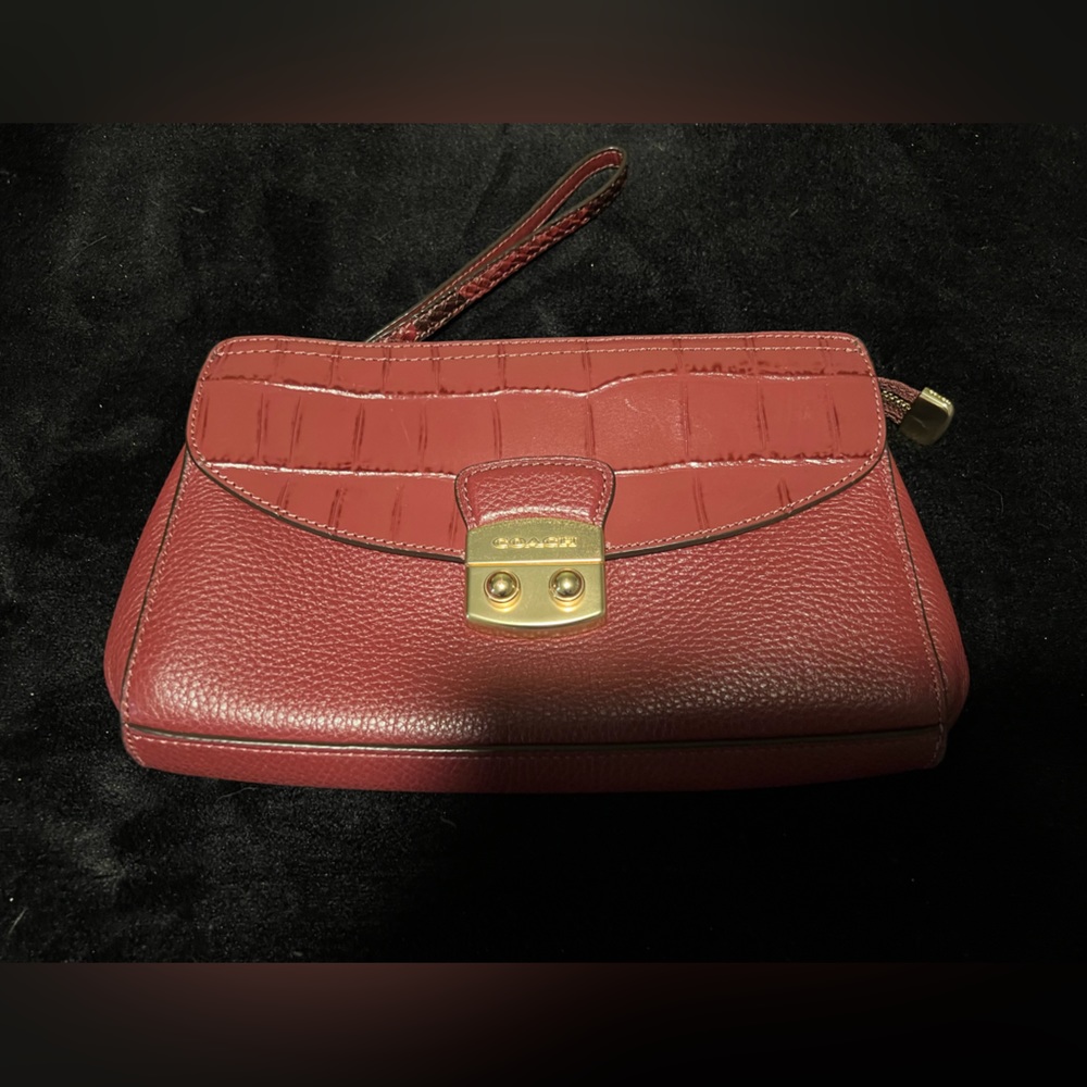 Coach buckle wristlet